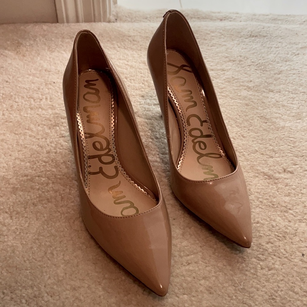 Sam Edelman pumps